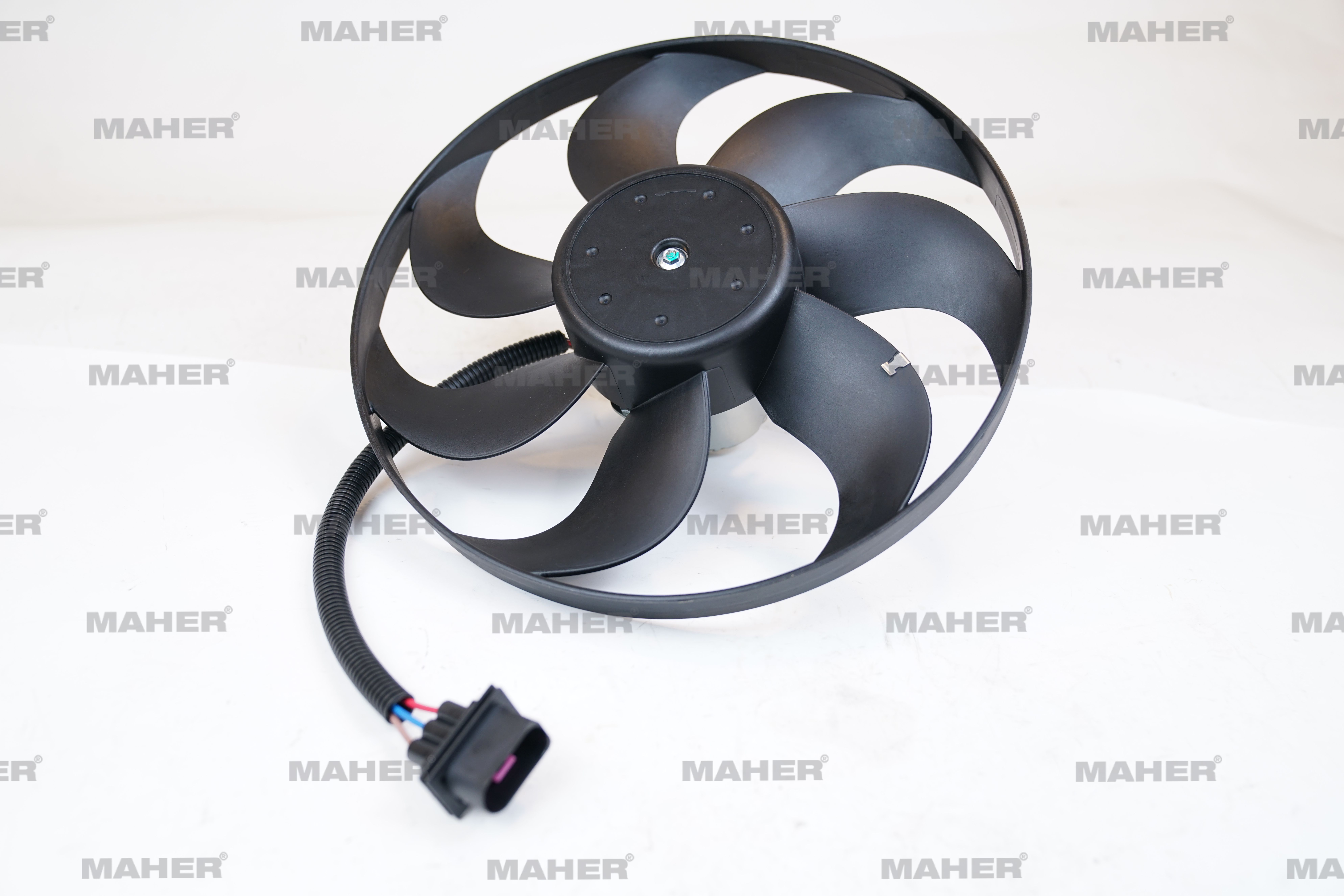 Seat Toledo Sol Radyatör Fan ve Motoru 1998-2004 Fan Golf4 OEM 6X0959455F Seat Toledo Sol Radyatör Fan ve Motoru 1998-2004 Fan Golf4 OEM 6X0959455F